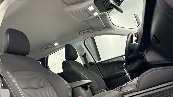 Ford Kuga - Afbeelding 14 van 30