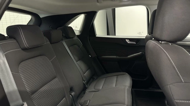 Ford Kuga - Afbeelding 15 van 30
