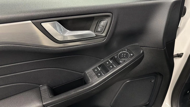 Ford Kuga - Afbeelding 18 van 30