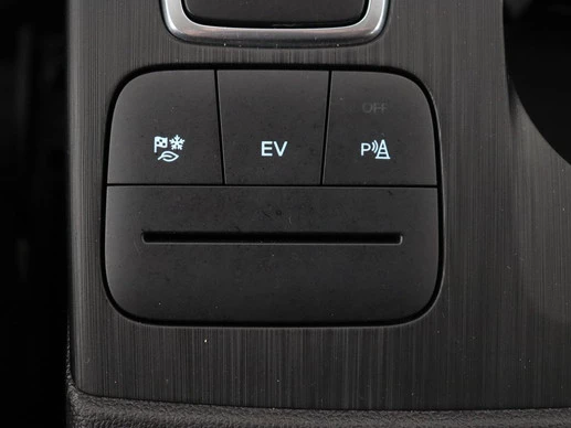 Ford Kuga - Afbeelding 23 van 30
