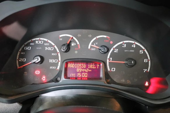 Ford Ka - Afbeelding 14 van 25