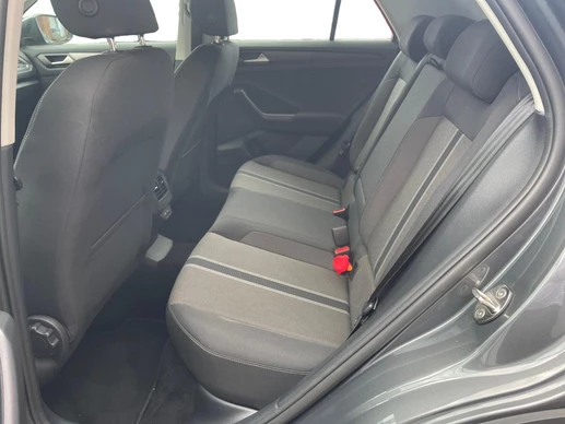 Volkswagen T-Roc - Afbeelding 23 van 30