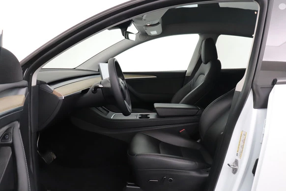 Tesla Model Y - Afbeelding 9 van 25