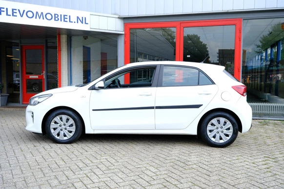 Kia Rio - Afbeelding 23 van 29