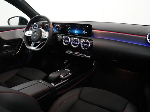 Mercedes-Benz A-Klasse - Afbeelding 2 van 30