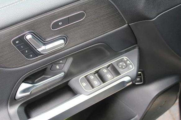Mercedes-Benz EQB - Afbeelding 8 van 30