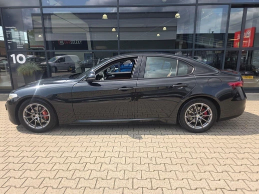 Alfa Romeo Giulia - Afbeelding 15 van 30