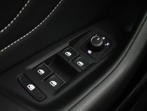 Volkswagen Passat - Afbeelding 19 van 30