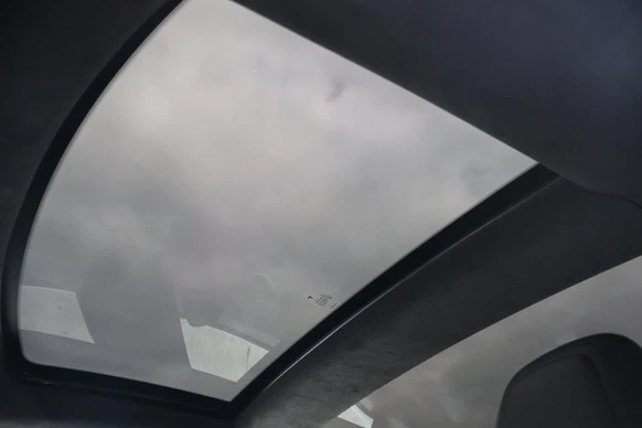 Tesla Model S - Afbeelding 29 van 30