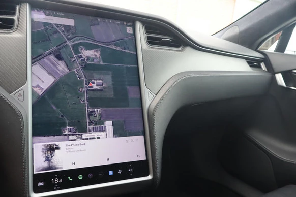 Tesla Model S - Afbeelding 15 van 30