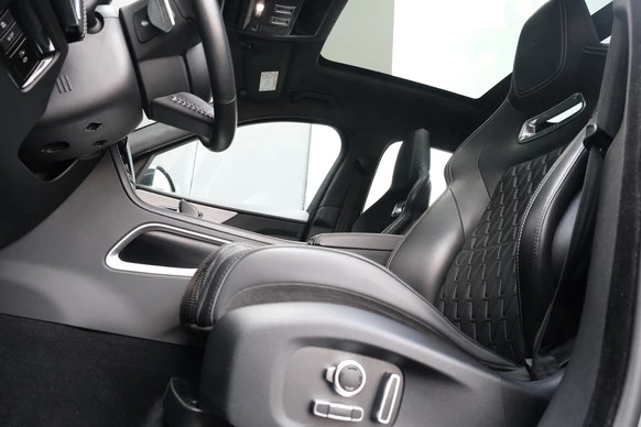 Jaguar F-PACE - Afbeelding 23 van 30
