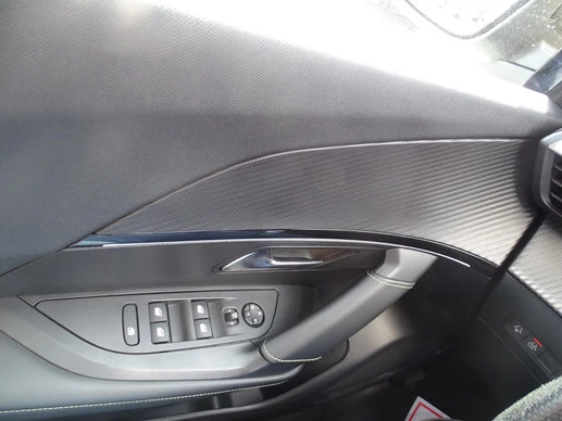 Peugeot e-2008 - Afbeelding 9 van 30