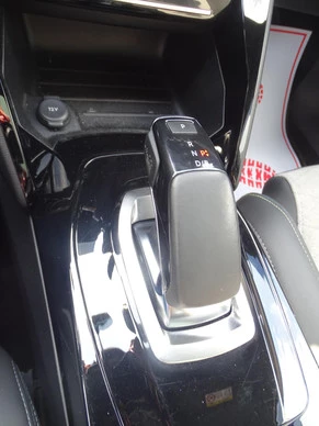 Peugeot e-2008 - Afbeelding 14 van 30