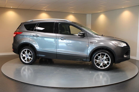 Ford Kuga - Afbeelding 8 van 30