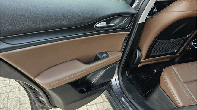 Alfa Romeo Stelvio - Afbeelding 11 van 23
