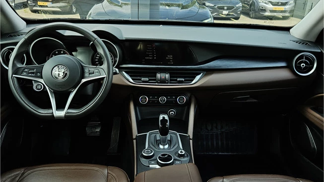 Alfa Romeo Stelvio - Afbeelding 12 van 23