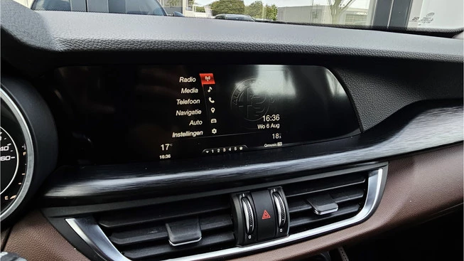 Alfa Romeo Stelvio - Afbeelding 17 van 23