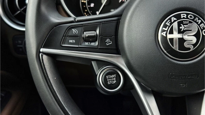 Alfa Romeo Stelvio - Afbeelding 20 van 23