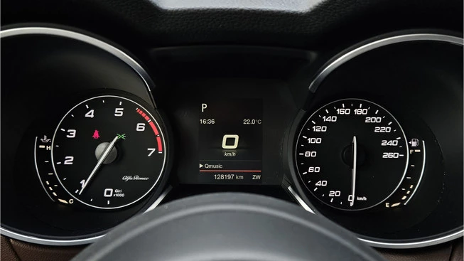 Alfa Romeo Stelvio - Afbeelding 22 van 23