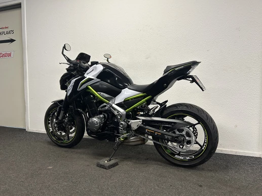 Kawasaki Z900 - Afbeelding 15 van 22