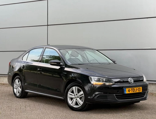 Volkswagen Jetta - Afbeelding 1 van 22