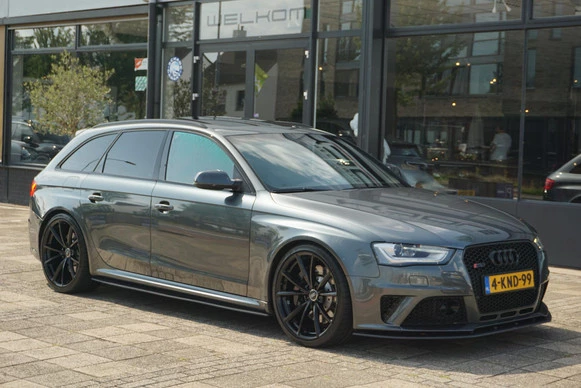 Audi RS4 - Afbeelding 1 van 30