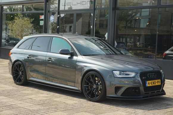 Audi RS4 - Afbeelding 1 van 30