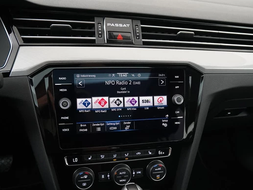 Volkswagen Passat - Afbeelding 15 van 30