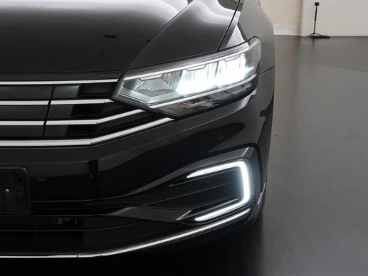 Volkswagen Passat - Afbeelding 23 van 30