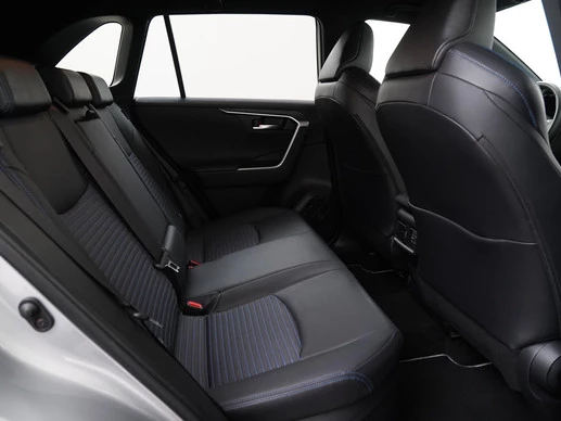 Toyota RAV4 - Afbeelding 28 van 30