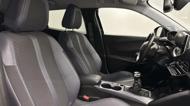 Peugeot 2008 - Afbeelding 12 van 30