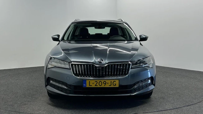 Škoda Superb - Afbeelding 6 van 30