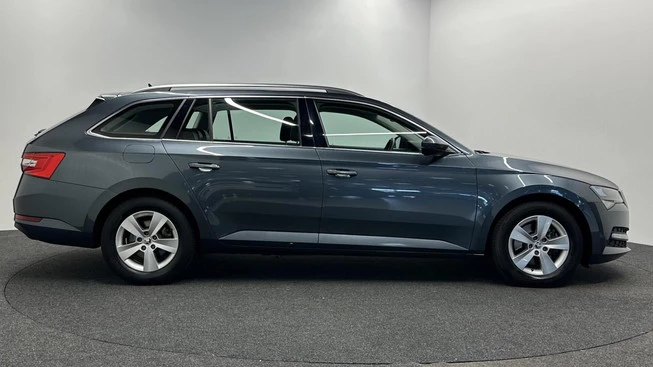 Škoda Superb - Afbeelding 9 van 30