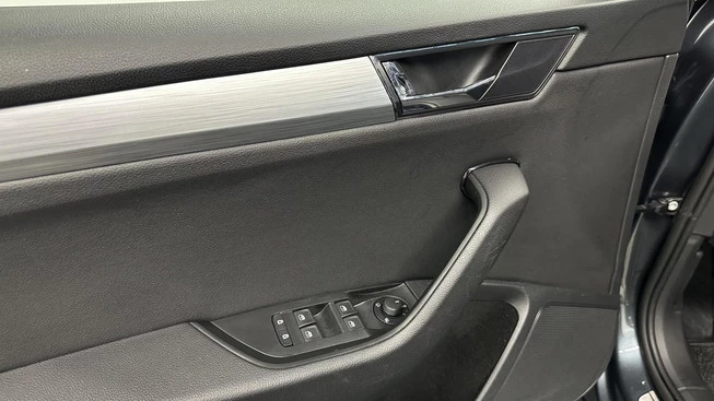 Škoda Superb - Afbeelding 17 van 30