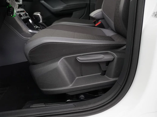 Volkswagen T-Cross - Afbeelding 28 van 30