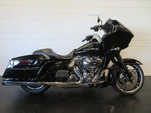 Harley-Davidson Road Glide - Afbeelding 1 van 12