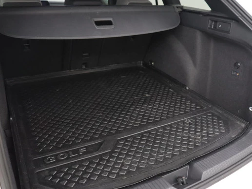Volkswagen Golf - Afbeelding 27 van 30