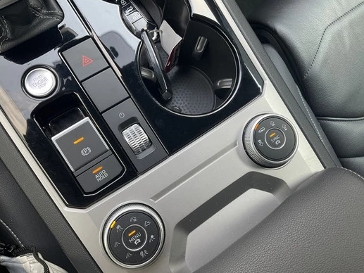 Volkswagen Touareg - Afbeelding 15 van 30