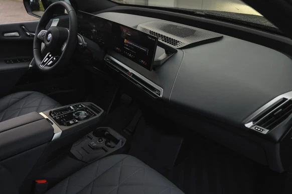 BMW iX - Afbeelding 10 van 30