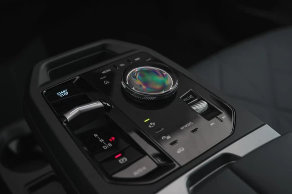 BMW iX - Afbeelding 17 van 30