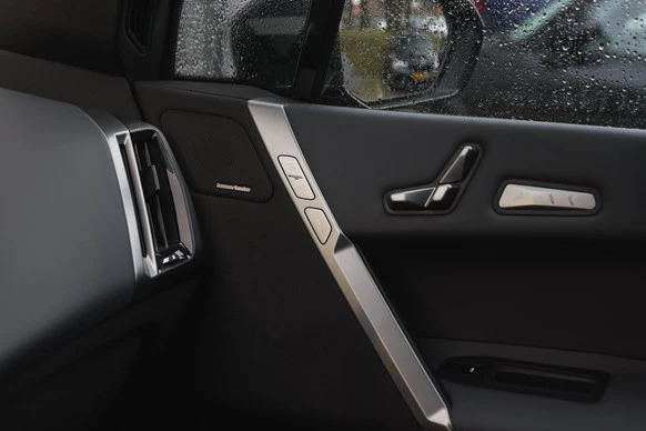BMW iX - Afbeelding 28 van 30