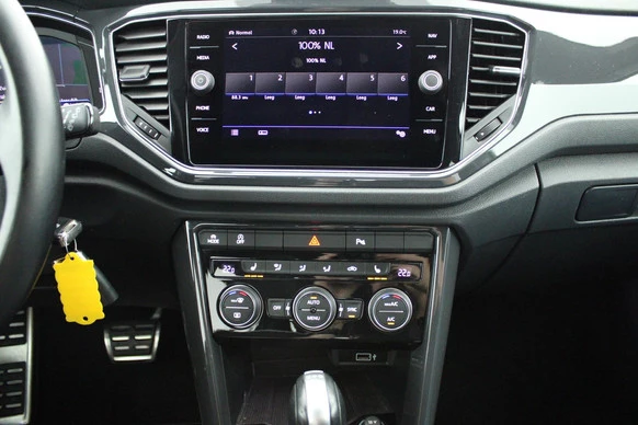 Volkswagen T-Roc - Afbeelding 14 van 30