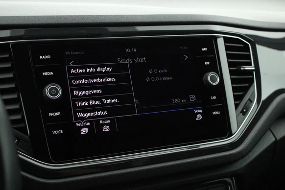 Volkswagen T-Roc - Afbeelding 23 van 30
