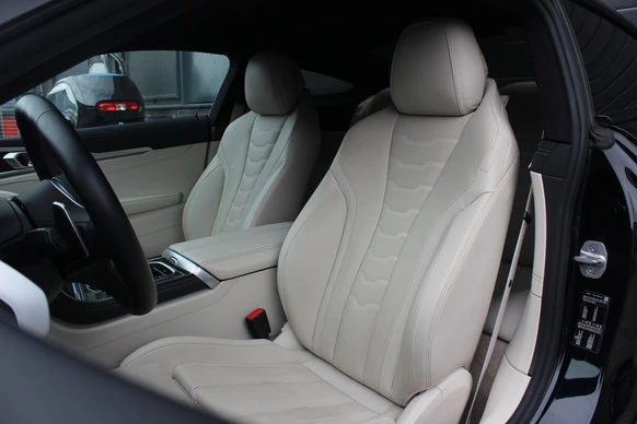 BMW 8 Serie - Afbeelding 10 van 30