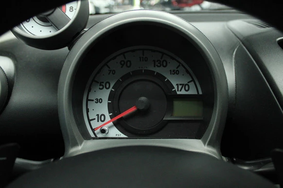 Peugeot 107 - Afbeelding 13 van 26