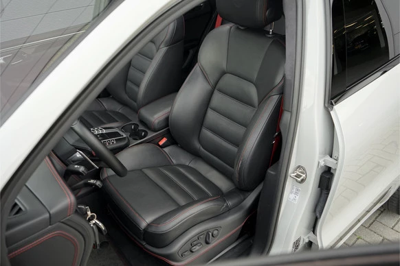 Porsche Macan - Afbeelding 25 van 30