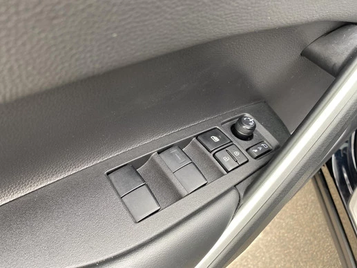 Toyota Corolla Cross - Afbeelding 21 van 30