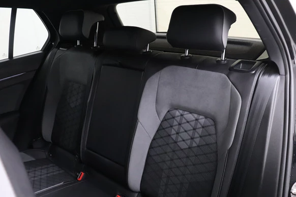 Volkswagen Golf - Afbeelding 12 van 30