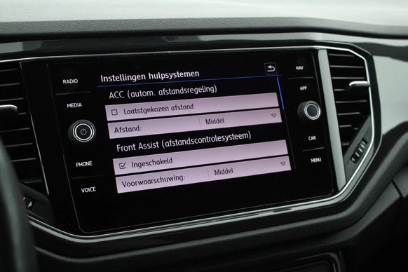 Volkswagen T-Roc - Afbeelding 24 van 30