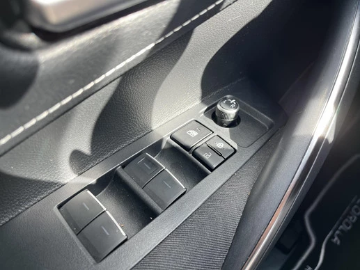 Toyota Corolla Touring Sports - Afbeelding 27 van 30